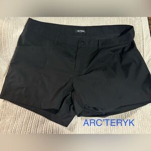 Arc'teryx Women Black Shorts size 12